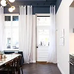 3 Bdr In Prenzlauer Berg With Cinema דירה