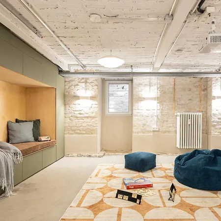 3 Bdr In Prenzlauer Berg With Cinema *