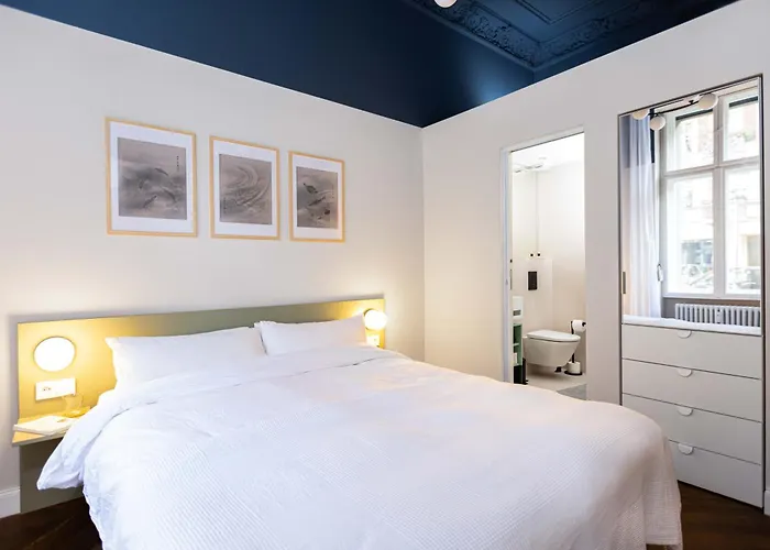 3 Bdr In Prenzlauer Berg With Cinema