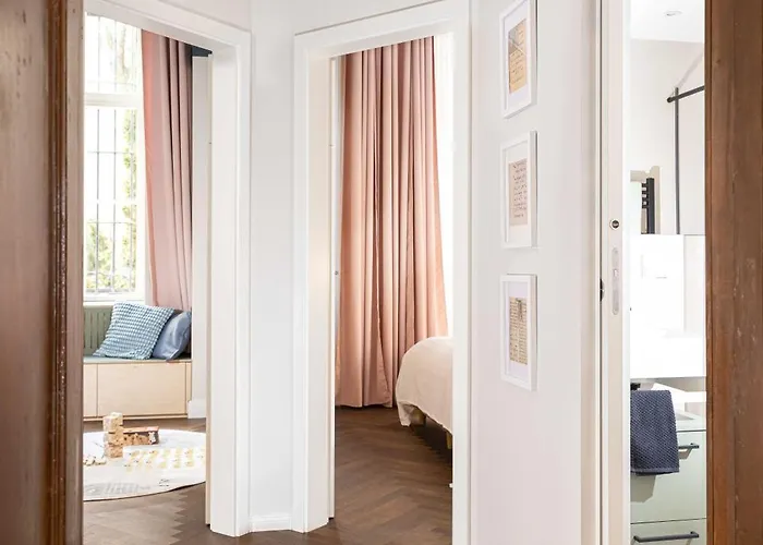 3 Bdr In Prenzlauer Berg With Cinema Apartman *