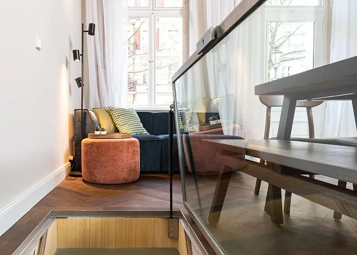 3 Bdr In Prenzlauer Berg With Cinema