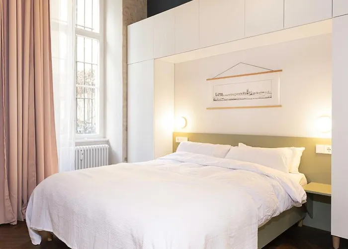 Апартаменты 3 Bdr In Prenzlauer Berg With Cinema Берлин