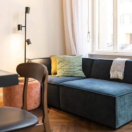 3 Bdr In Prenzlauer Berg With Cinema Daire